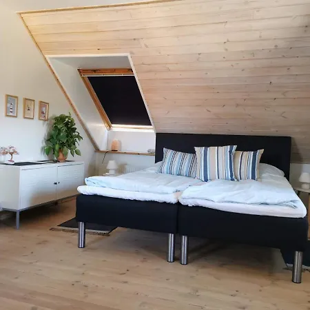 Safine Bed & Breakfast *