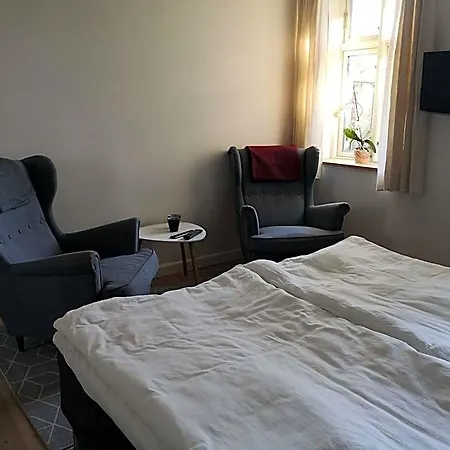 Safine Bed & Breakfast 4*