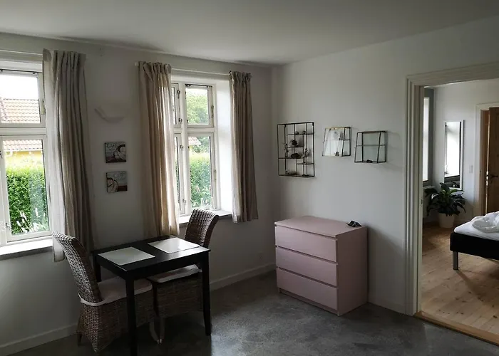 Safine Bed & Breakfast 3*